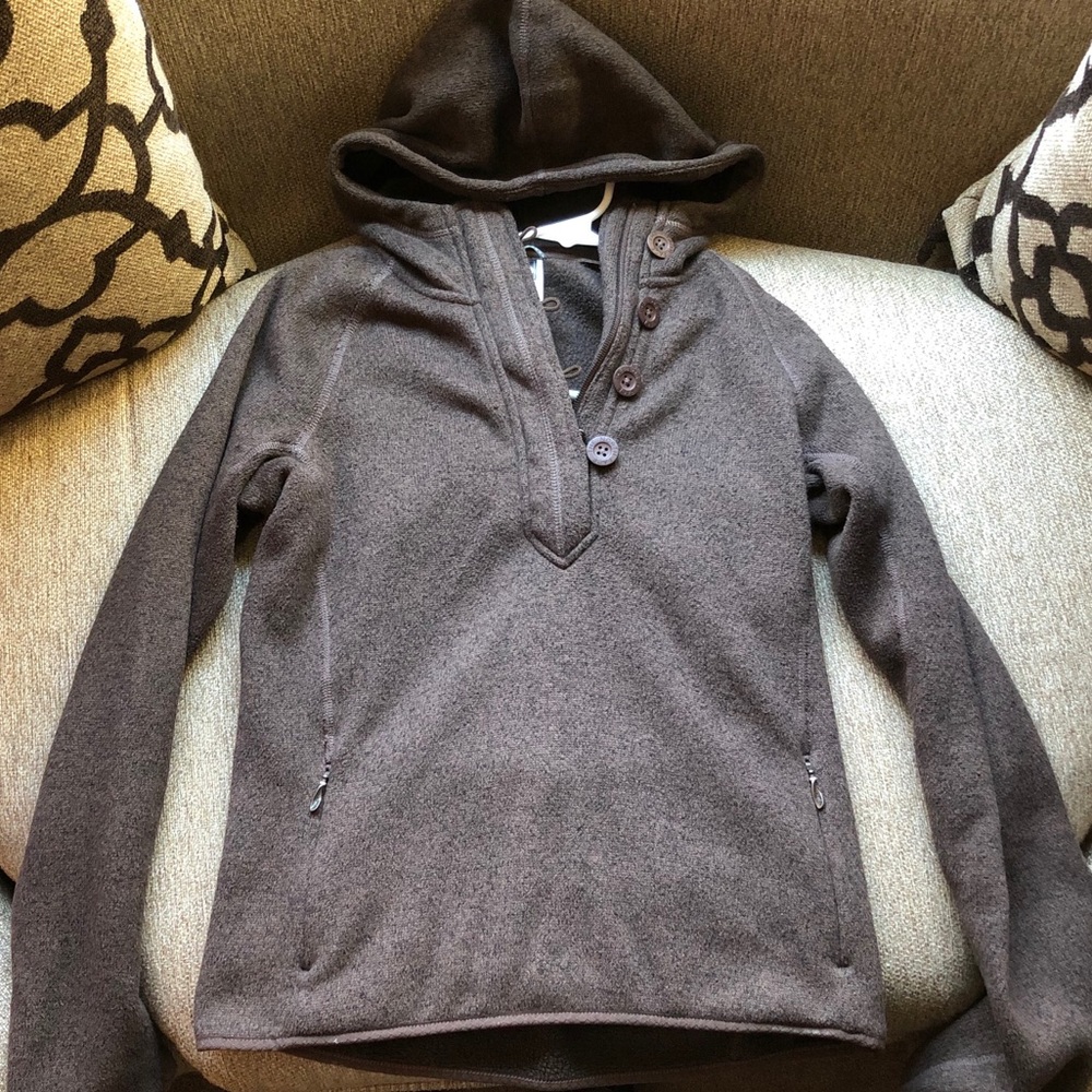 North Face sweater with buttons